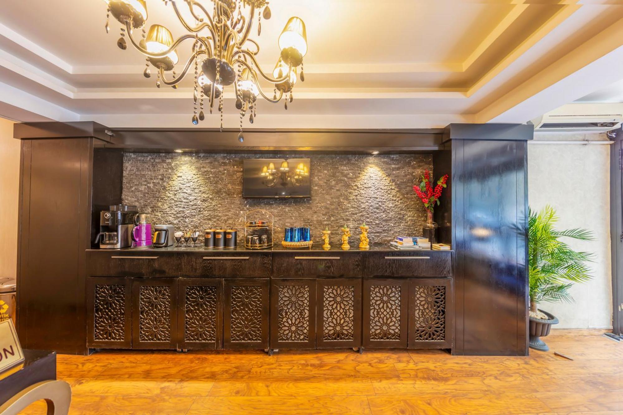 In Pera Boutique Hotel Стамбул Екстер'єр фото